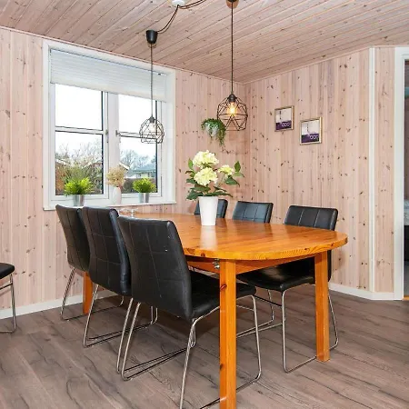 8 Person In Holiday home *